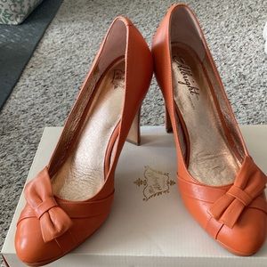 Miss Albright for Anthropologie bow pumps